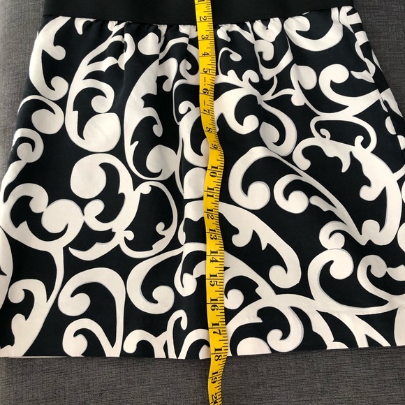 Skirt from LOFT - Picture 2 of 4